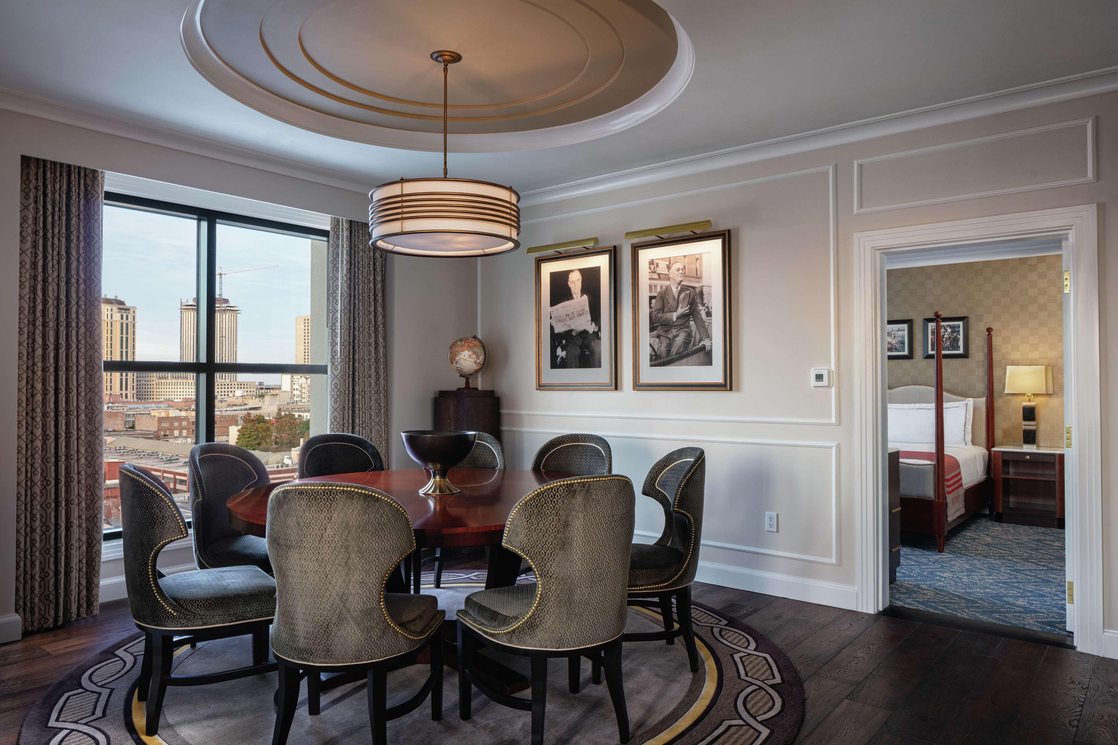 The Higgins Hotel New Orleans, Curio Collection By Hilton Екстериор снимка