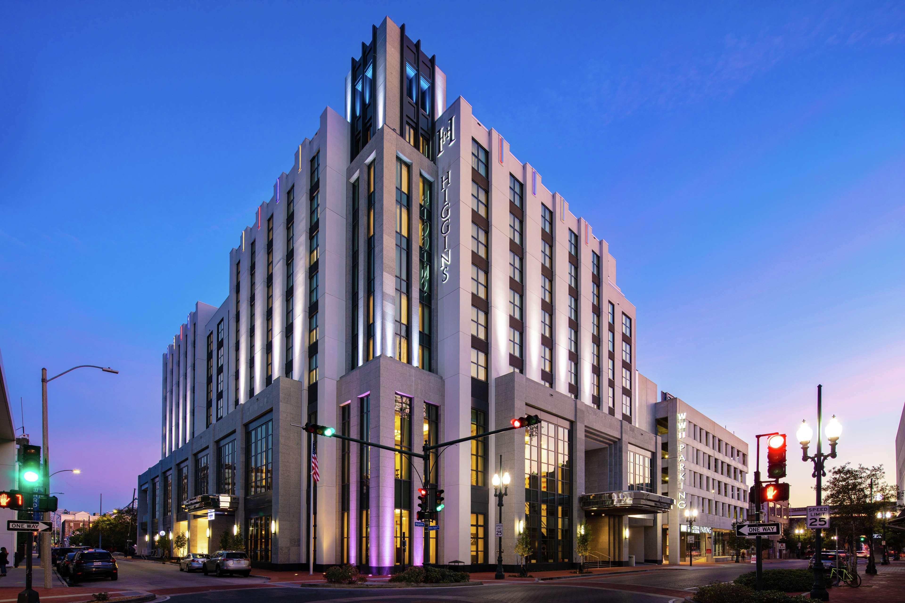 The Higgins Hotel New Orleans, Curio Collection By Hilton Екстериор снимка
